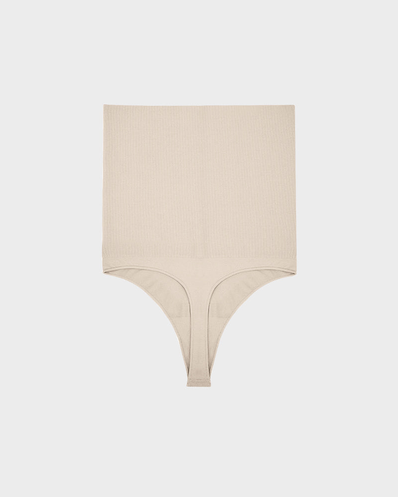 String de forme transparente ultra-taille