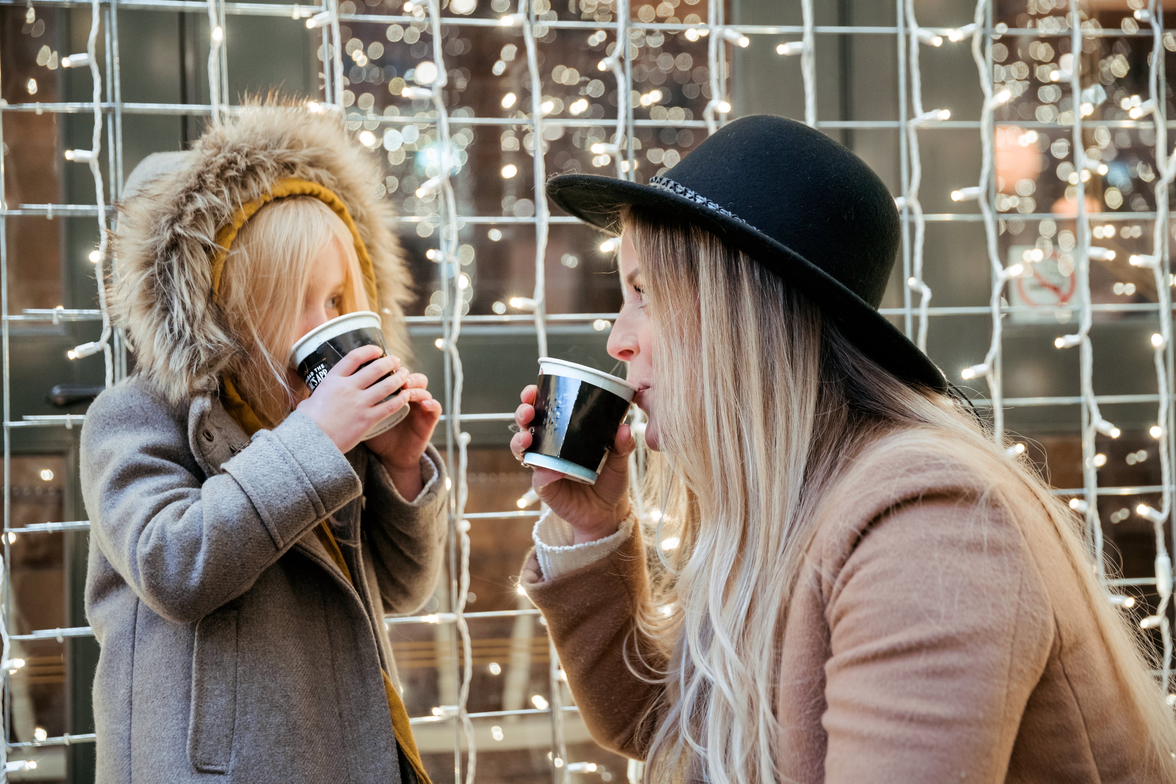 files/mother-daughter-sharing-hot-beverages.jpg