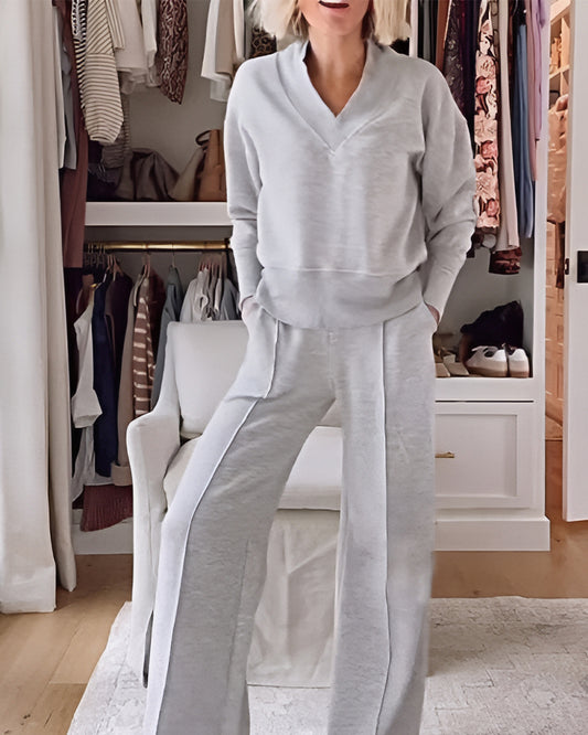 Women's Solid Color V-neck Top & Pants Two-piece Set