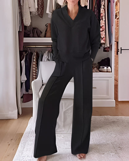 Women's Solid Color V-neck Top & Pants Two-piece Set